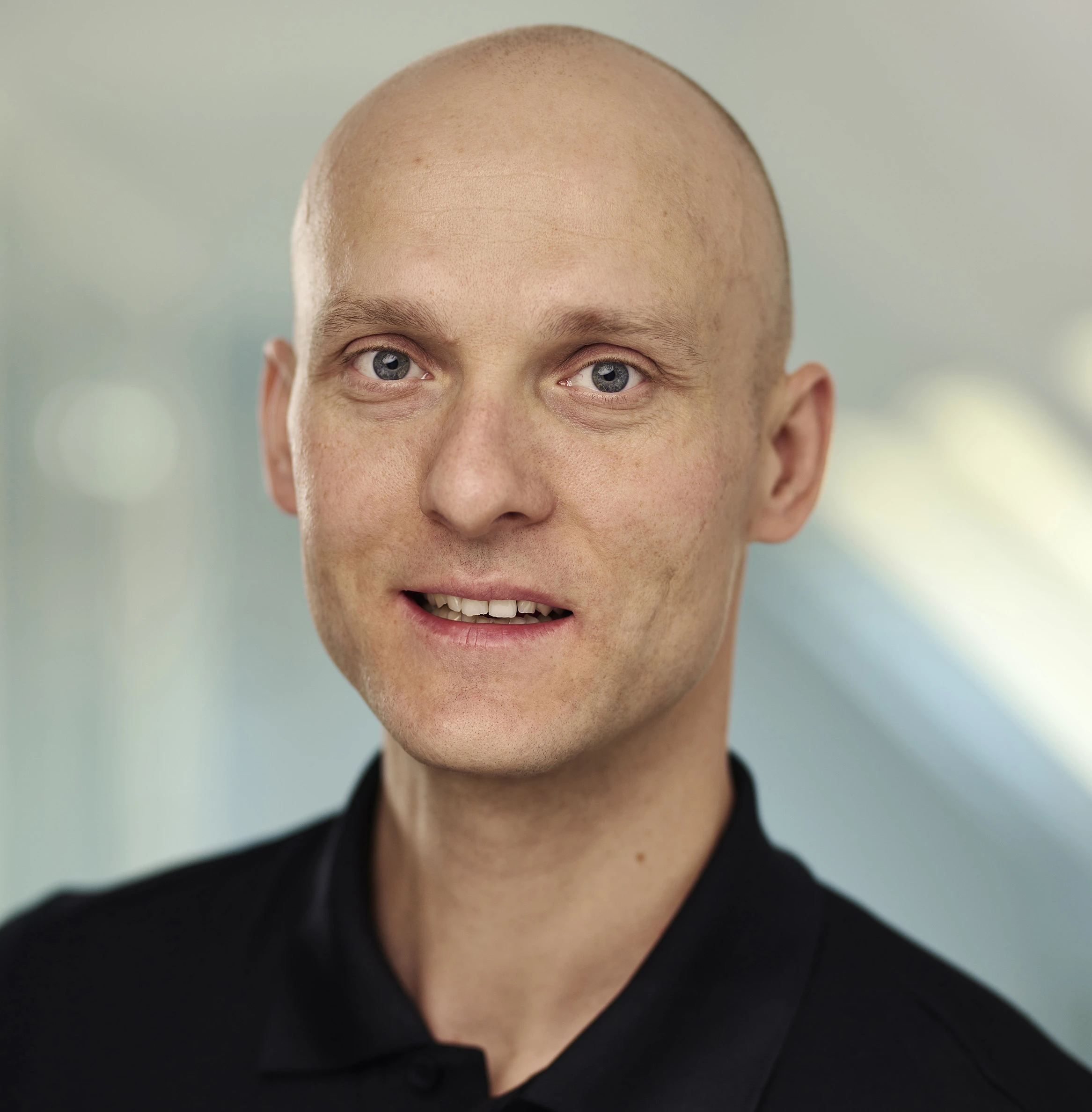 NOEN_lowres%20JPEG%20beskj%C3%A6rt_BAW_01